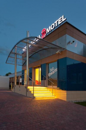Гостиница Restauracja 32 Motel  Грыфице